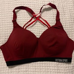 Victoria Secret - Victoria Sport Maroon Sports Bra